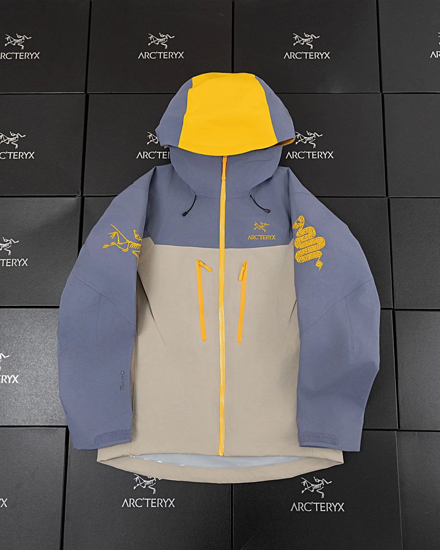 K 36 ARC ！ ， ， ！！！ Arcteryx Alpha sv LNY ： ， logo -Dark Blue- ！ Alpha SV JACKET Alpha SV JACKET ， “🐍” ， 、 。🏔️ NO 1 ： ISO 90（ISO 4） ！ NO 2 ： 2L Gore-tex ， ， ， ， Breathable 。 NO 3 ： ， ， （ ） NO 4 ： ZP。 ， ， NO 5 ： Authentic ， Authentic COLOR: SIZE:S-XXL S: 112 68 76, 90-125 M: 116 70 78, 125-150 L: 120 72 80, 150-170 XL: 124 74 82, 170-190 2XL: 128 76 84, 190 ( 1-2CM )